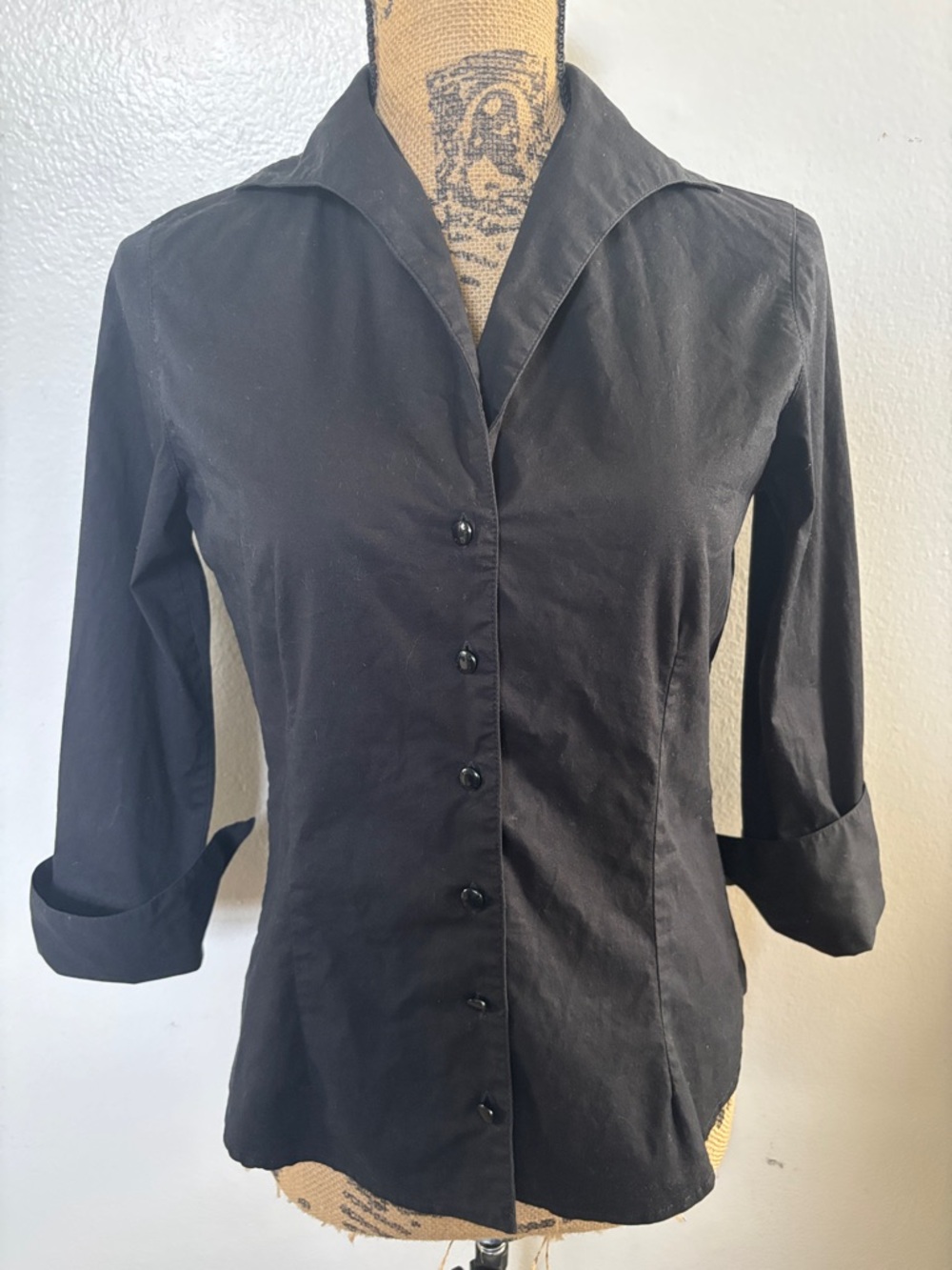 Anne Fontaine Sz 2 Classic fitted Black Button-Up Women's Blouse